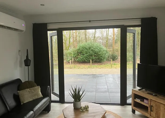 Sfeervol Ingericht 6 Persoons Chalet Aan De Bossen In 4-18 Alpesi faház *