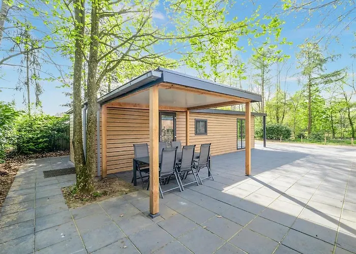 Alpesi faház Sfeervol Ingericht 6 Persoons Chalet Aan De Bossen In 4-18